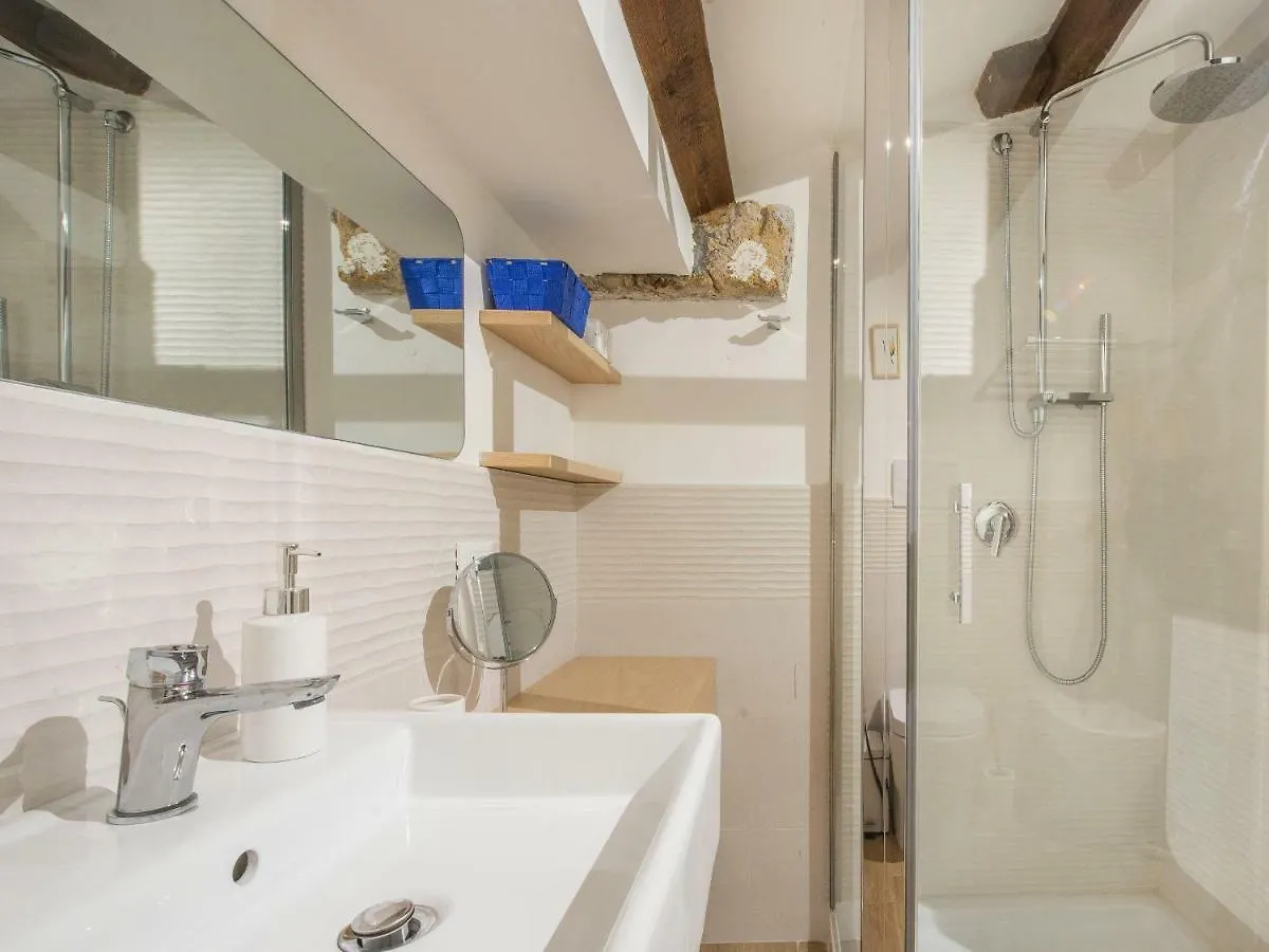 ** Alojamento de Acomodação e Pequeno-almoço B&B Villa Liberty Sul Mare Palermo Itália