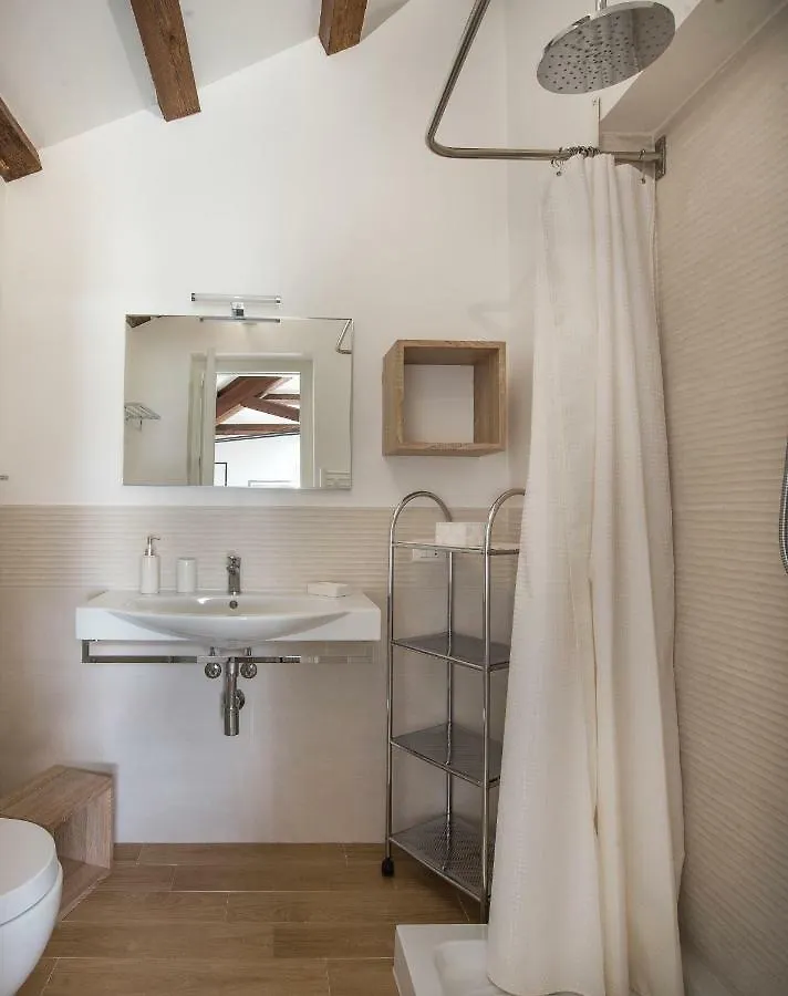 B&B Villa Liberty Sul Mare Palermo 2*,  Italy